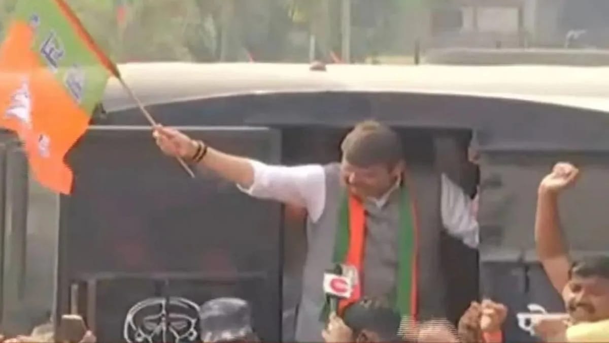 Maharashtra: ફડણવીસ સહિત ભાજપના નેતાઓની અટકાયત, નવાબ મલિકના રાજીનામાની માંગ સાથે મુંબઈમાં મોરચો કાઢી રહ્યા હતા