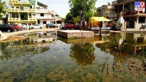Ahmedabad: રામોલ-હાથીજણ વોર્ડમાં ગટરના પાણી ઉભરાવાની સમસ્યાથી લોકો ત્રસ્ત