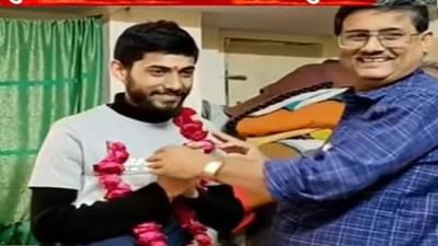 Botad : યુક્રેનમાં ફસાયેલા બે વિદ્યાર્થીઓ પરત ફર્યા, પરિવારજનોને સંભળાવી આપવીતી