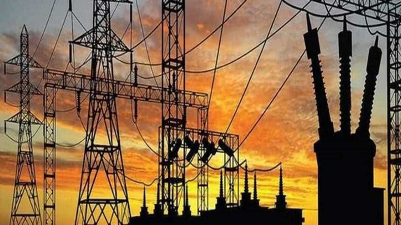 ગુજરાતમાં ઉદ્યોગોને ફરજીયાત એક દિવસ રજા રાખવા આદેશ કરાયો