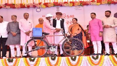 Kutch : સાગર પરિક્રમાના પ્રથમ તબકકાનો માંડવીથી પ્રારંભ, 215 લાભાર્થીઓને 92.82 લાખની સહાય અપાઈ