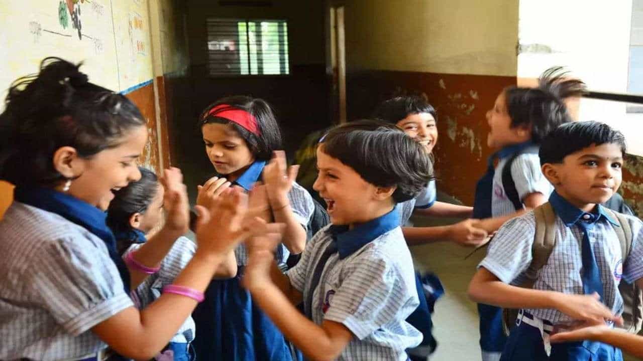 Gujarat માં આ વર્ષે RTE હેઠળ 70,000 વિદ્યાર્થીઓને પ્રવેશ અપાશે, આ તારીખથી કરી શકાશે અરજી