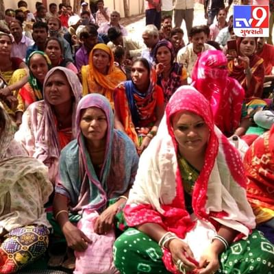 હજુ ગાંધીનગર કોર્પોરેશનના ફાઈ કામદારોની સમસ્યાનો ઉકેલ આવ્યો નથી...છેલ્લા 79 દિવસથી સેક્ટર 12 ગાર્ડન પાસે સફાઈ કામદારો અચોક્કસ મુદતની હડતાળ પર ઉતર્યા છે.