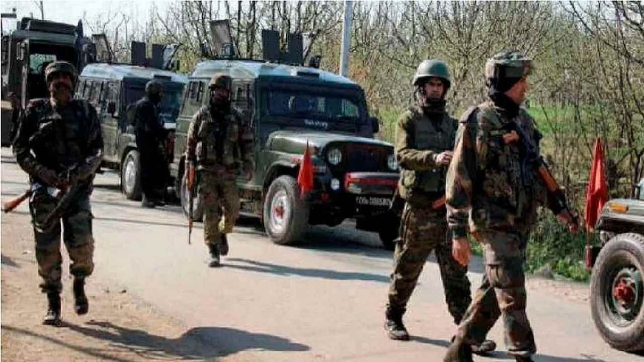 Jammu Kashmir : પુલવામામાં લશ્કરના આતંકવાદી મોડ્યુલનો પર્દાફાશ, પોલીસે 6 આતંકવાદીઓની કરી ધરપકડ