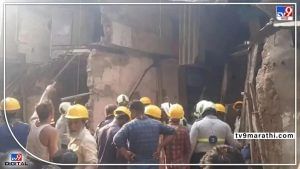 Mumbai Building Collapse: મુંબઈના કાંદિવલીમાં ઈમારત ધરાશાયી થતાં માસુમનું મોત, એક જ પરિવારના ચાર સભ્યો ગંભીર રીતે ઘાયલ