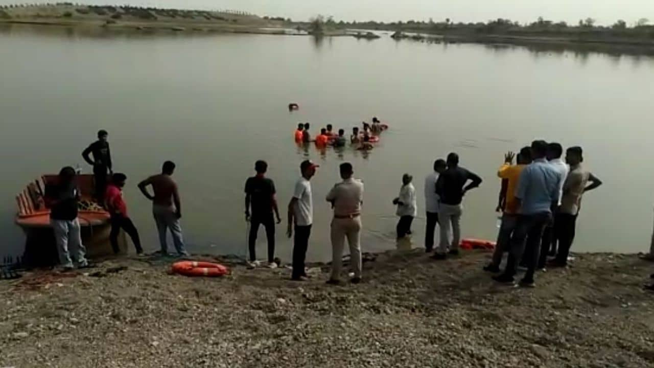 Amreli: લાઠીના દુધાળા ગામ પાસે આવેલા નારણ સરોવરમાં 5 કિશોર ડુબ્યા, તમામના મોત