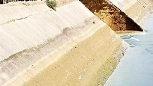 Ahmedabad : ધોળકા ચંડીસર નજીક નર્મદા કેનાલમાં ગાબડું, પાણી ખેતરોમાં ફરી વળતાં ખેડૂતોને નુકશાન