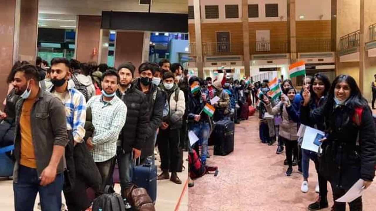 Russia Ukraine Crisis: એર ઈન્ડિયાની 9મી ફ્લાઈટ 218 ભારતીયોને લઈને બુકારેસ્ટથી રવાના થઈ, અત્યાર સુધીમાં 2000થી વધુ પરત ફર્યા