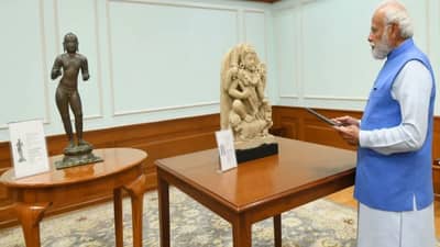 ઓસ્ટ્રેલિયાથી ભારત પરત લાવવામાં આવી 29 દુર્લભ મૂર્તિઓ, PM મોદીએ કર્યું નિરીક્ષણ