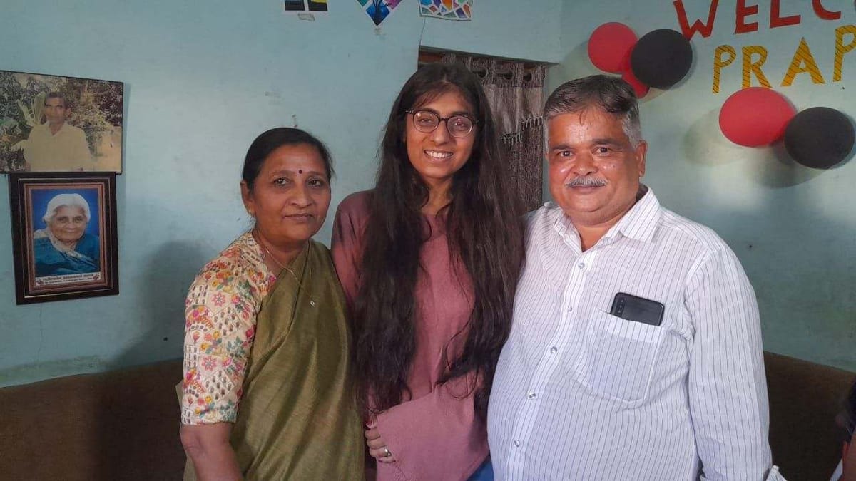 Bhavnagar: યુક્રેનથી પરત ફરેલી પ્રાપ્તિ કામદારે વર્ણવ્યો આંખો દેખ્યો યુદ્ધનો ચિતાર, યુક્રેનની પ્રજાની દેશપ્રેમની ખુમારીને બિરદાવી