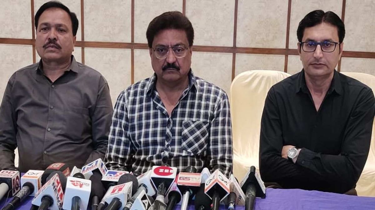 Rajkot : 500 કરોડના આક્ષેપના પર્દાફાશ પાછળ ભાજપના જ નેતા જવાબદાર હોવાનો ઇન્દ્રનીલ રાજ્યગુરૂનો આક્ષેપ