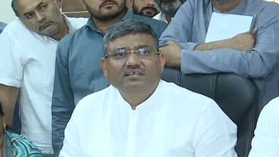 Rajkot: જિલ્લા પંચાયતની સંકલન બેઠકમાં પ્રમુખ સામે સભ્યોએ કાઢ્યો બળાપો, મંજૂર થયેલા કામો પણ થતા નથી!