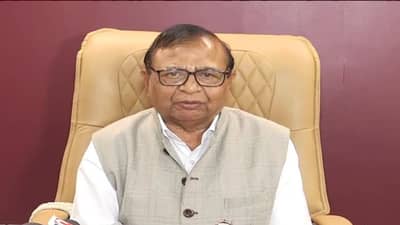 Rajkot : પોલીસ કાંડમાં કાર્યવાહી બાદ MLA ગોવિંદ પટેલે કહ્યું લોકોએ દિવાળીની જેમ ફટાકડા ફોડ્યાં