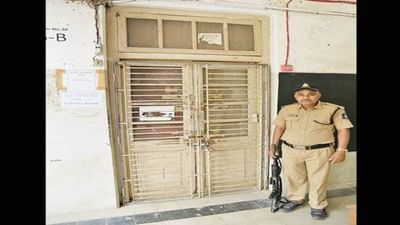 Surat : 28 માર્ચથી બોર્ડની પરીક્ષાનો પ્રારંભ, એક વિદ્યાર્થીને 3 સેન્ટર અપાતા મુશ્કેલીમાં વધારો