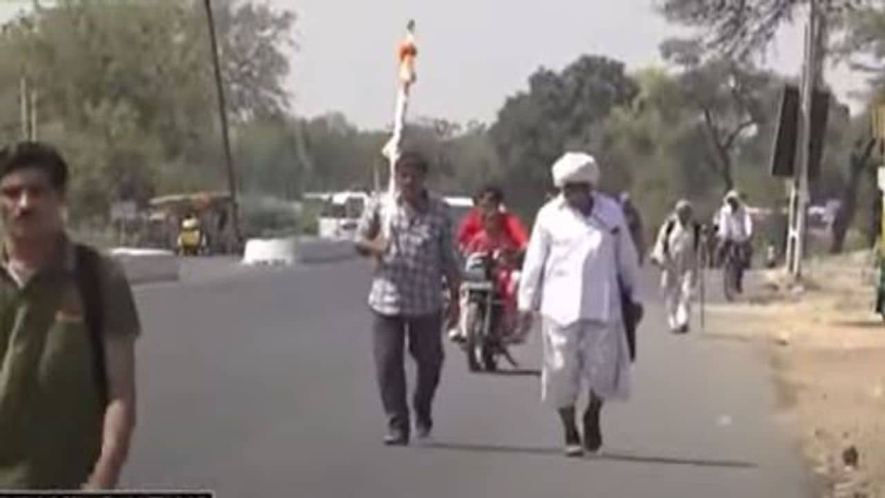 Ahmedabd: યાત્રાધામ ડાકોરમાં ફાગણી પૂનમનો મેળો ધામધૂમથી ઉજવાશે, પગપાળા જતા યાત્રાળુઓની સુવિધા માટે ટ્રાફિક જાહેરનામુ બહાર પડાયુ