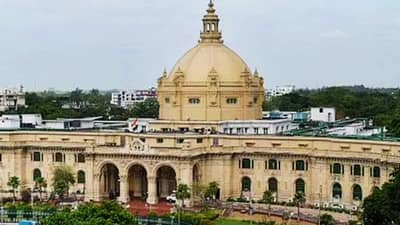 Uttar Pradesh: યુપી વિધાનસભામાં આજે 403 નવા ધારાસભ્યો સાથે CM યોગી લેશે શપથ, જાણો સંપૂર્ણ કાર્યક્રમ