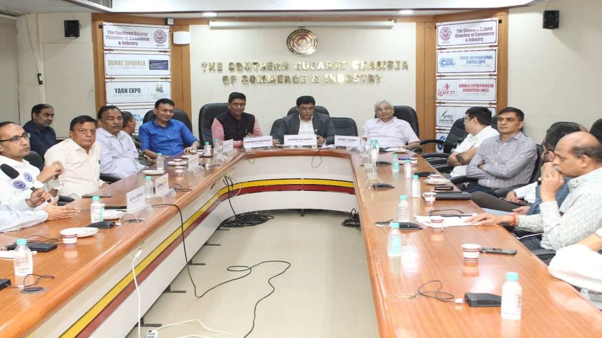 દુબઇ ટેકસમાસના 700 થી વધુ સભ્યો ચેમ્બરના એક્ષ્પોની મુલાકાત લેશે, એકઝીબીટર્સને વિશ્વવ્યાપી માર્કેટ મળી રહેવાની સંભાવના