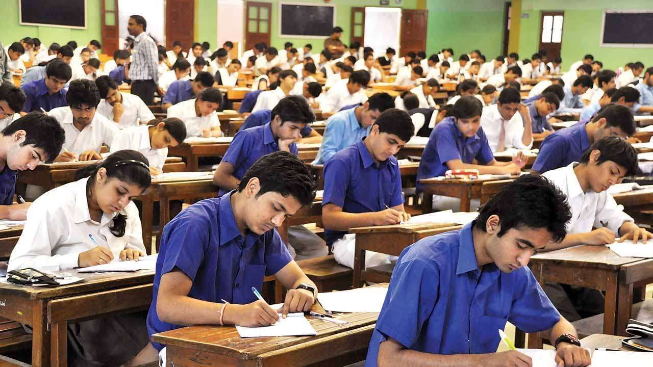 આજથી ધોરણ 10 અને 12ની ગુજરાત બોર્ડની પરીક્ષાઓ શરુ, કુલ 97 હજાર 430 વિદ્યાર્થીઓ બોર્ડની પરીક્ષા આપશે
