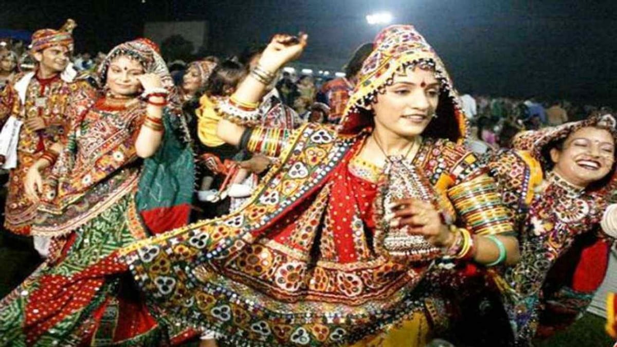 ગરબા બનશે દુનિયાનો ઔતિહાસિક વારસોઃ ગુજરાતના ગરબાને યુનેસ્કોના અમૂર્ત સાંસ્કૃતિક વારસામાં સ્થાન માટેનું ડોઝિયર મહિનામાં સોંપી દેવાશે