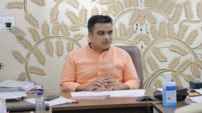 હર્ષ સંઘવીએ ગૃહવિભાગના બજેટમાં એવી કઈ જોગવાઈઓ કરી જેથી કોંગ્રેસના ધારાસભ્યોએ પોતાની માગણીઓ પાછી ખેચી લેવી પડી