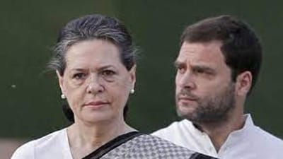 સોનિયા ગાંધીએ ગુલામ નબી આઝાદ સાથે કરી વાતચીત, શું અસંતુષ્ટ G-23 જૂથના નેતાઓને મનાવી શકશે કોંગ્રેસ અધ્યક્ષ ?