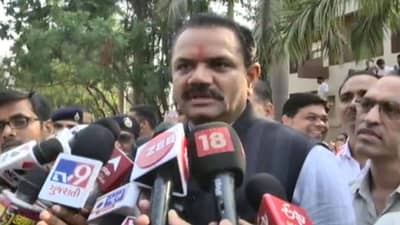 વન રક્ષકની પરીક્ષાનું પેપર ફૂટ્યું, પણ જીતુ વાઘાણી કહે છે કે માત્ર કોપી કેસ છે, જેને ખોટી રીતે રજૂ કરી યુવાનોને ગેરમાર્ગે દોરવાનો પ્રયાસ થઈ રહ્યો છે