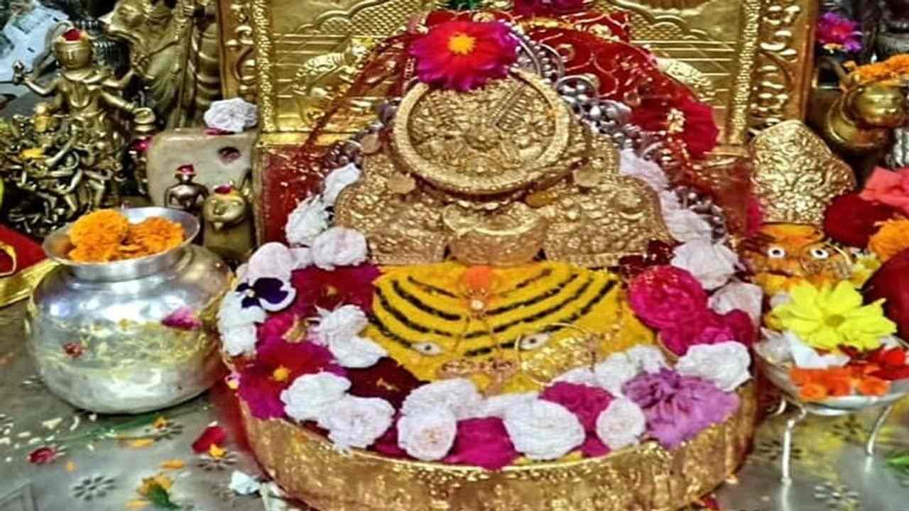 માતા એકાદશીની સાથે બિરાજ્યા દેવી બજ્રેશ્વરી, જાણો હિમાચલ પ્રદેશની શક્તિપીઠનો મહિમા માતા એકાદશીની સાથે બિરાજ્યા દેવી બજ્રેશ્વરી, જાણો હિમાચલ પ્રદેશની શક્તિપીઠનો મહિમા