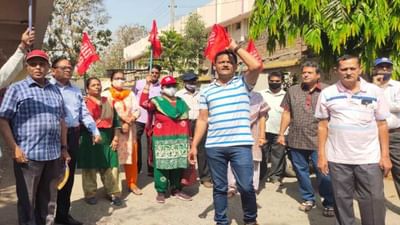 Anand: એલ.આઇ.સી. એમ્પ્લોઈઝ યુનિયન પણ હડતાલમાં જોડાયું, બે દિવસ બધી કામગીરી બંધ