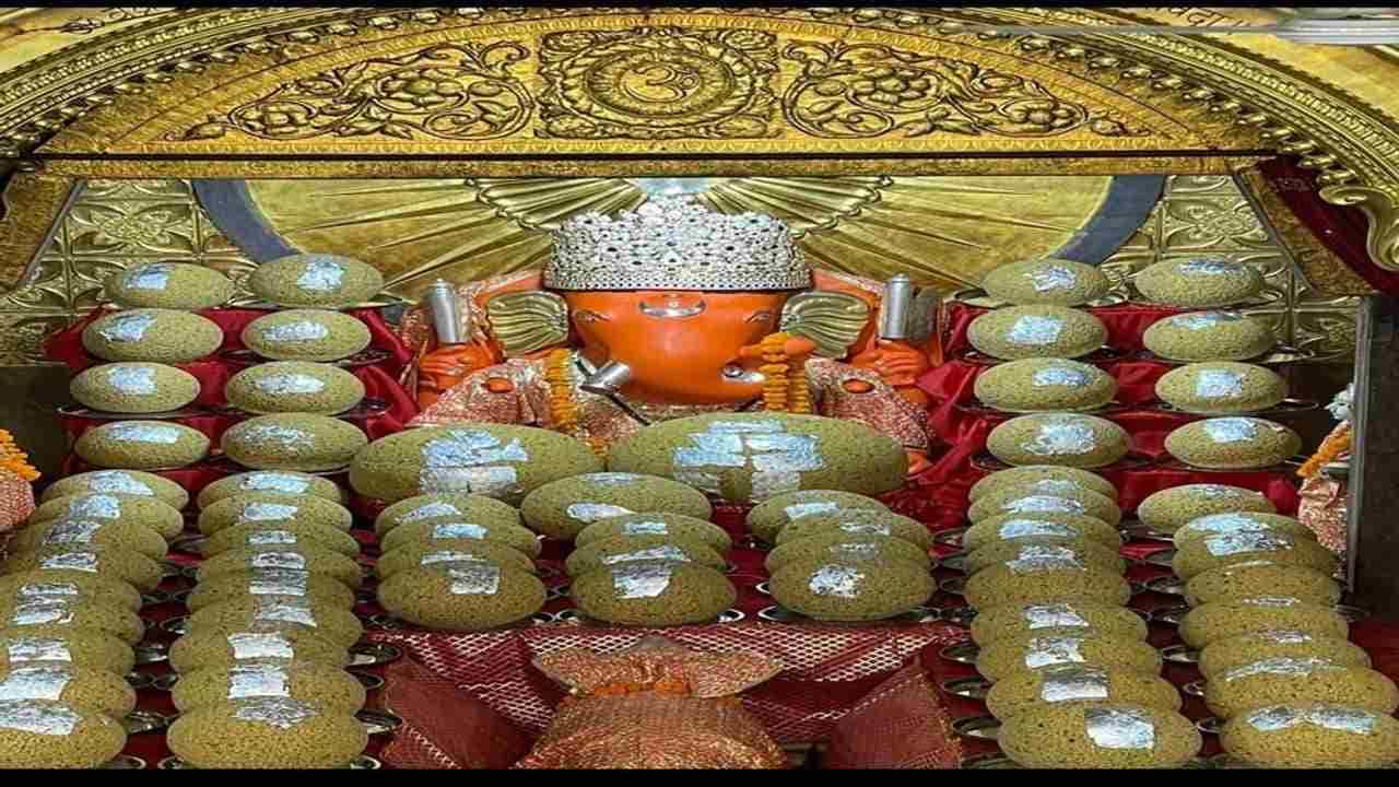 જયપુરના મોતી ડુંગરી ગણેશજી એટલે તો લડ્ડુપ્રિય ગણેશજી ! તમને ક્યાંય જોવા નહીં મળે લાડુનો આવો પ્રસાદ !