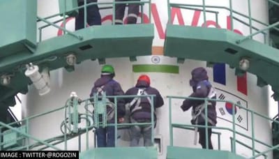 રશિયાએ તેના સ્પેસ રોકેટ પર યુએસના પ્રતિબંધોની વચ્ચે ભારતીય ધ્વજ અકબંધ રાખ્યો