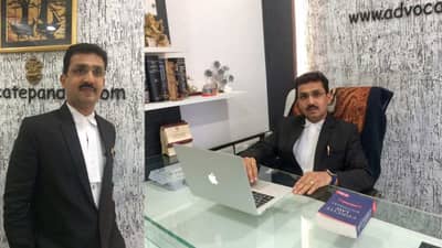 કાંકરિયા ધર્માંતરણ કેસ દરમ્યાન ચર્ચામાં આવેલા Paresh Pandyaને જિલ્લા સરકારી વકીલ તરીકે તાત્કાલિક અસરથી નિમણુંક અપાઈ