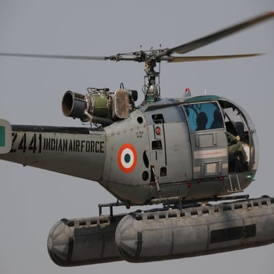 IAFનું સશસ્ત્ર 'ચેતક' હેલિકોપ્ટર તમે આ તસવીરમાં નિહાળી શકો છો.