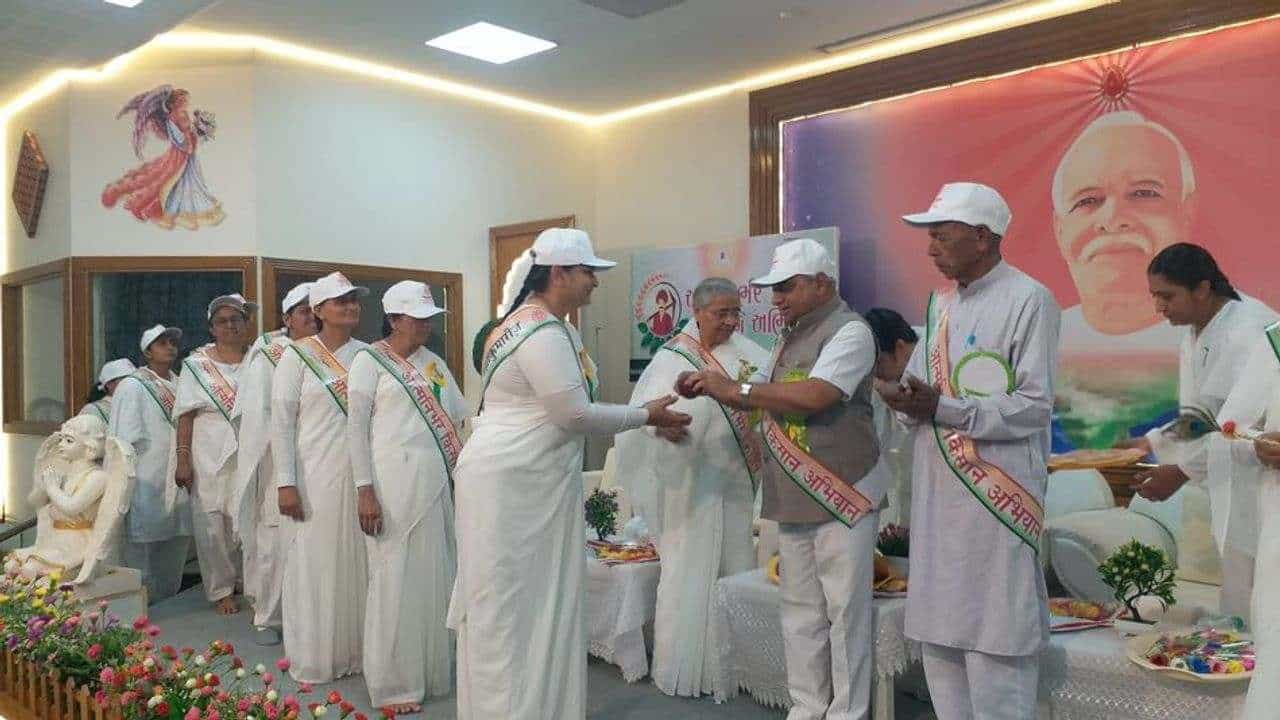 મહેસાણાઃ રાસાયણિક ખાતરના ઉપયોગથી દેશમાં હરિત ક્રાંતિ ચોક્કસ આવી, ઉત્પાદનમાં વૃધ્ધિ થવા છતાં કિસાન શોષિત જ રહ્યો