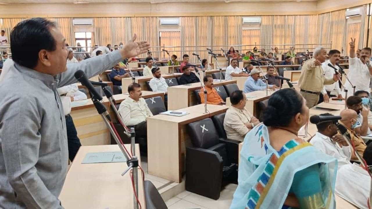 Rajkot: RMCના જનરલ બોર્ડમાં પ્રોપર્ટી ટેક્સને લઇને શાસક-વિપક્ષ સામસામે, UP ચૂંટણી રિઝલ્ટની પણ ઉઠી ગુંજ