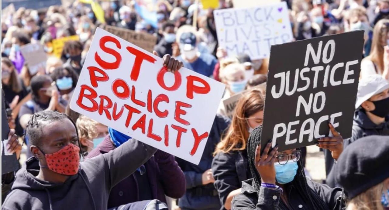 America George Floyd મર્ડર કેસમાં પ્રદર્શનકારીઓને મળશે 14 મિલિયન વળતર, પોલીસે કર્યો હતો બળનો પ્રયોગ