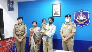 Surat: કાપોદ્રામાં 4 વર્ષની બાળકી ગુમ થઈ, પોલીસે 15 ટીમ બનાવી 20 મીનિટમાં શોધી કાઢી