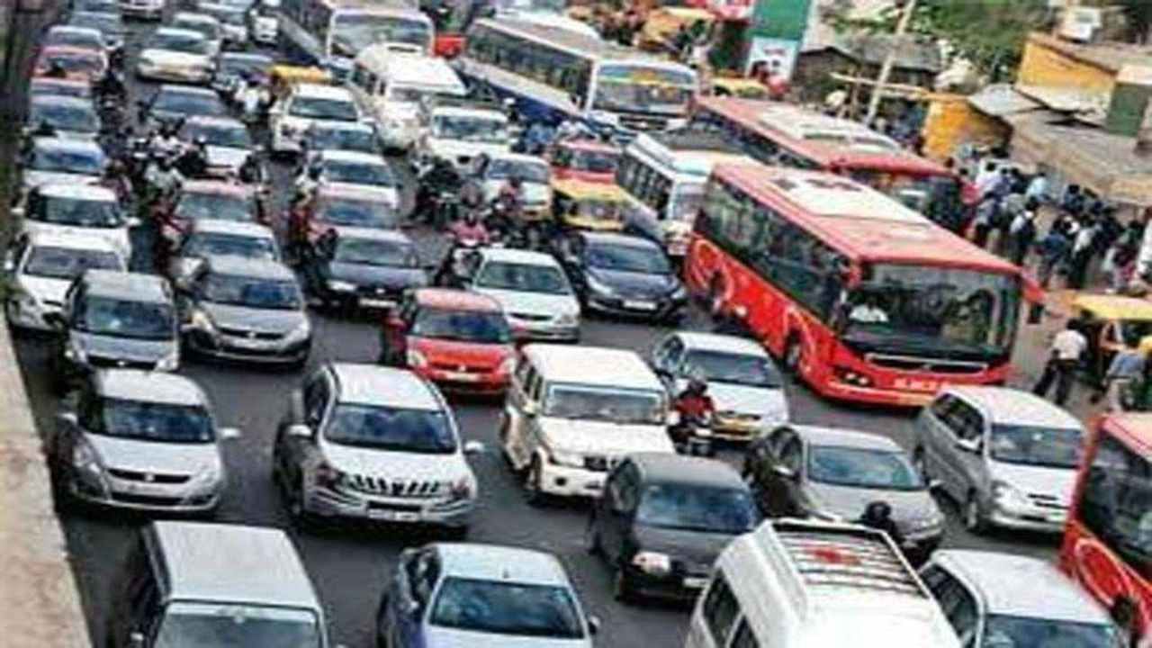 Surat : શહેરમાં 25 લાખથી વધુની કિંમતના વાહનો પર ચાર ટકા લેખે વાહન વેરો વસુલશે, પહેલી એપ્રિલથી અમલી
