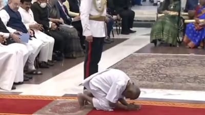 કોણ છે સ્વામી શિવાનંદ, જેનો રાષ્ટ્રપતિ ભવનનો વીડિયો ઘણો વાયરલ થયો છે