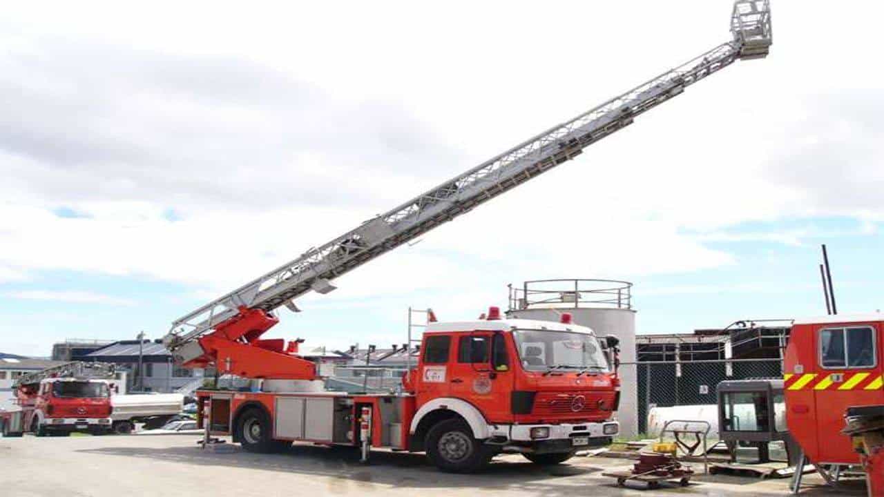 Surat: ફાયર વિભાગના કાફલામાં 42 મીટરની ઊંચાઈ સુધી જતું અત્યાધુનિક TTL થશે સામેલ, લીફ્ટની સુવિધા સાથે 360 ડિગ્રી ફરી શકે છે TTL