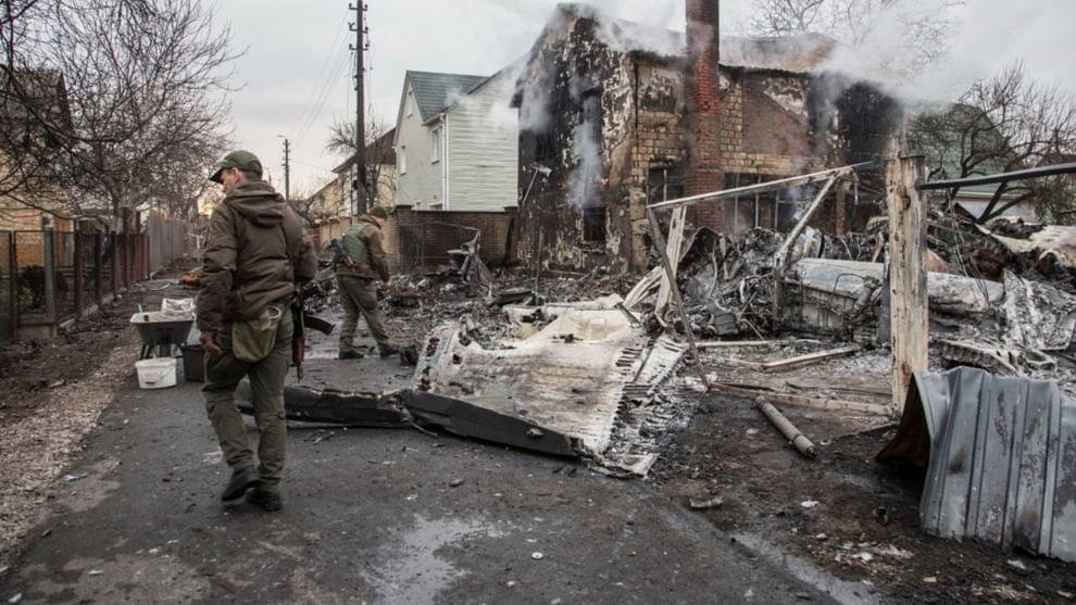 Russia Ukraine War: રશિયાએ યુક્રેનના મિલિટરી બેઝ પર કર્યો મોટો હુમલો, ગોળીબારમાં 70થી વધુ સૈનિકો માર્યા ગયા
