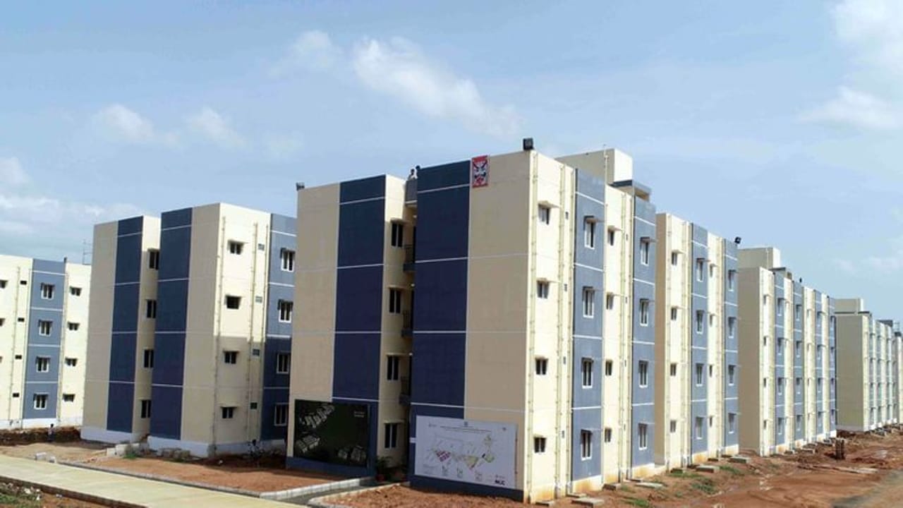 RMCના આવાસમાં બુકિંગ ન થતા 24 લાખના આવાસ હવે માત્ર 18 લાખ રૂપિયામાં મળશે !