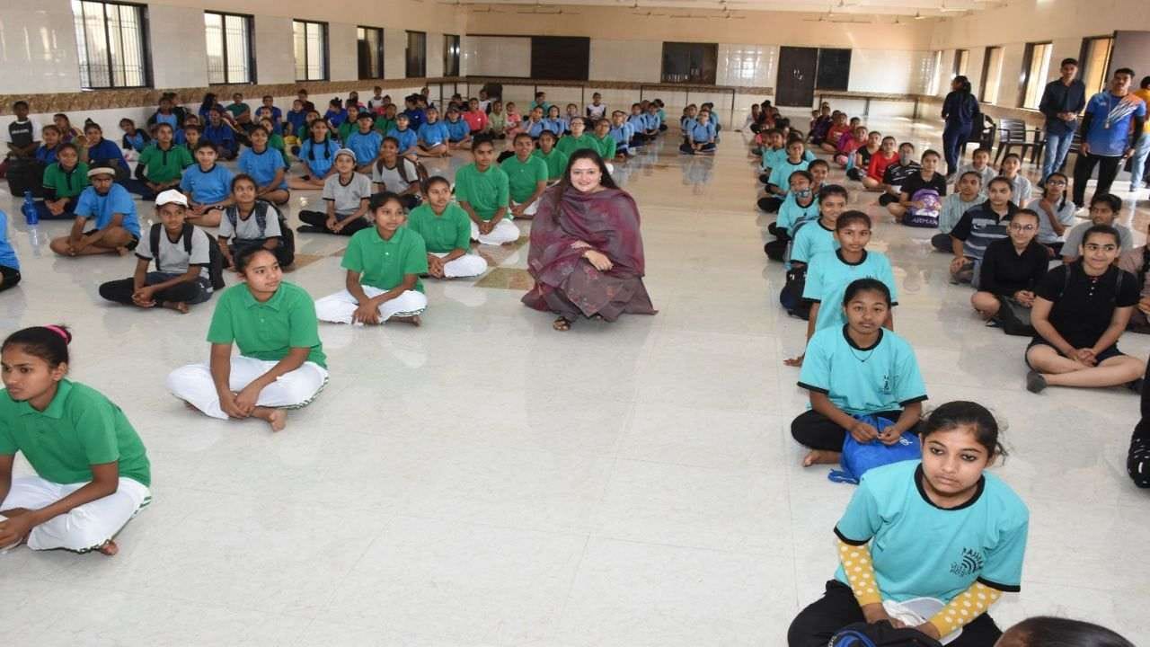 જામનગર : ખેલ મહાકુંભનું સમાપન, ખેલ મહાકુંભથી છેવાડાના રમતવીરોની પ્રતિભા શોધવામાં સફળતા મળી : સાંસદ પૂનમબેન માડમ