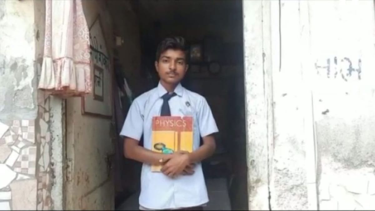 નવસારી : એક ગરીબ અને અનાથ વિદ્યાર્થીની કલેક્ટર બનવાની ખેવના અને મક્કમ મનોબળની કહાની, હતાશ વિદ્યાર્થીઓએ વાંચવી જ રહી