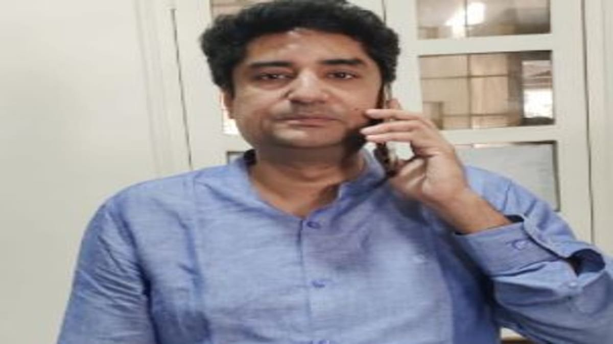 રાજકોટમાં પે એન્ડ પાર્કિંગ બંધ કરવાની ભાજપના કોર્પોરેટર નેહલ શુક્લએ કરી માગ