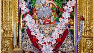 બોટાદ સાળંગપુર હનુમાનજી મંદિર ખાતે ઉજવાયો દિવ્ય રંગોત્સવ, દાદાને પિચકારી સાથે રંગોનો શણગાર