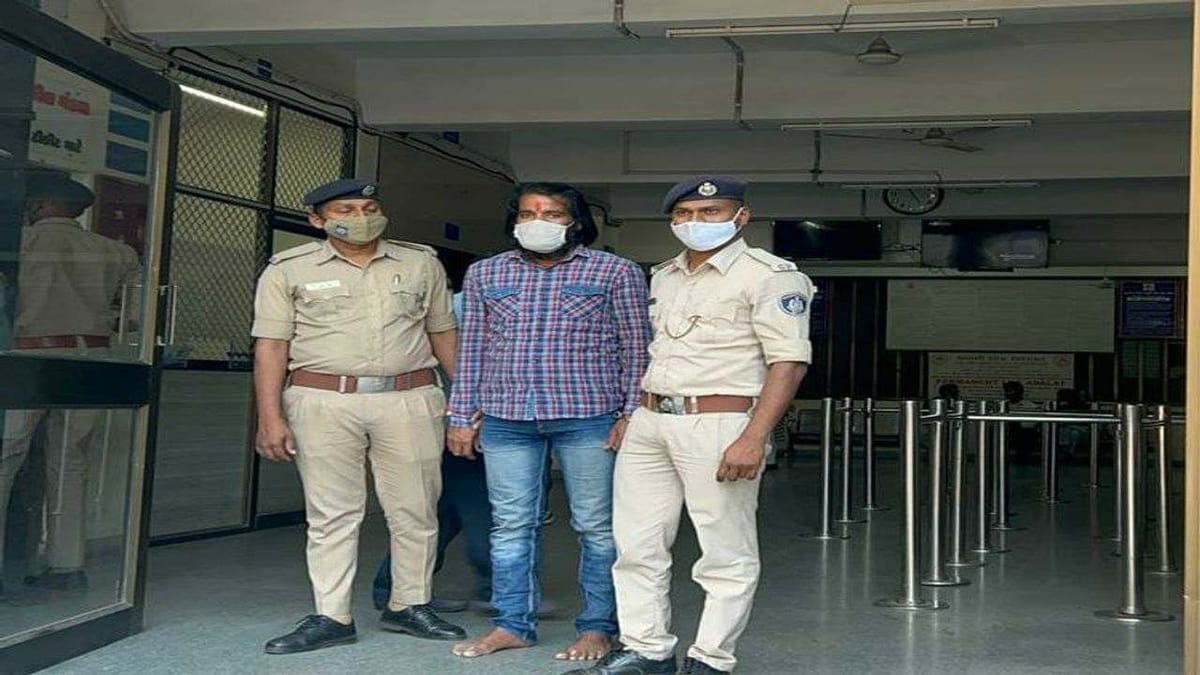 સુરત : ચકચારી પાંડેસરા કેસ, માતા-પુત્રી સાથે દુષ્કર્મ અને હત્યા કેસમાં કોર્ટે આરોપીને દોષિત જાહેર કર્યો, આવતીકાલે સજા સંભળાવાશે