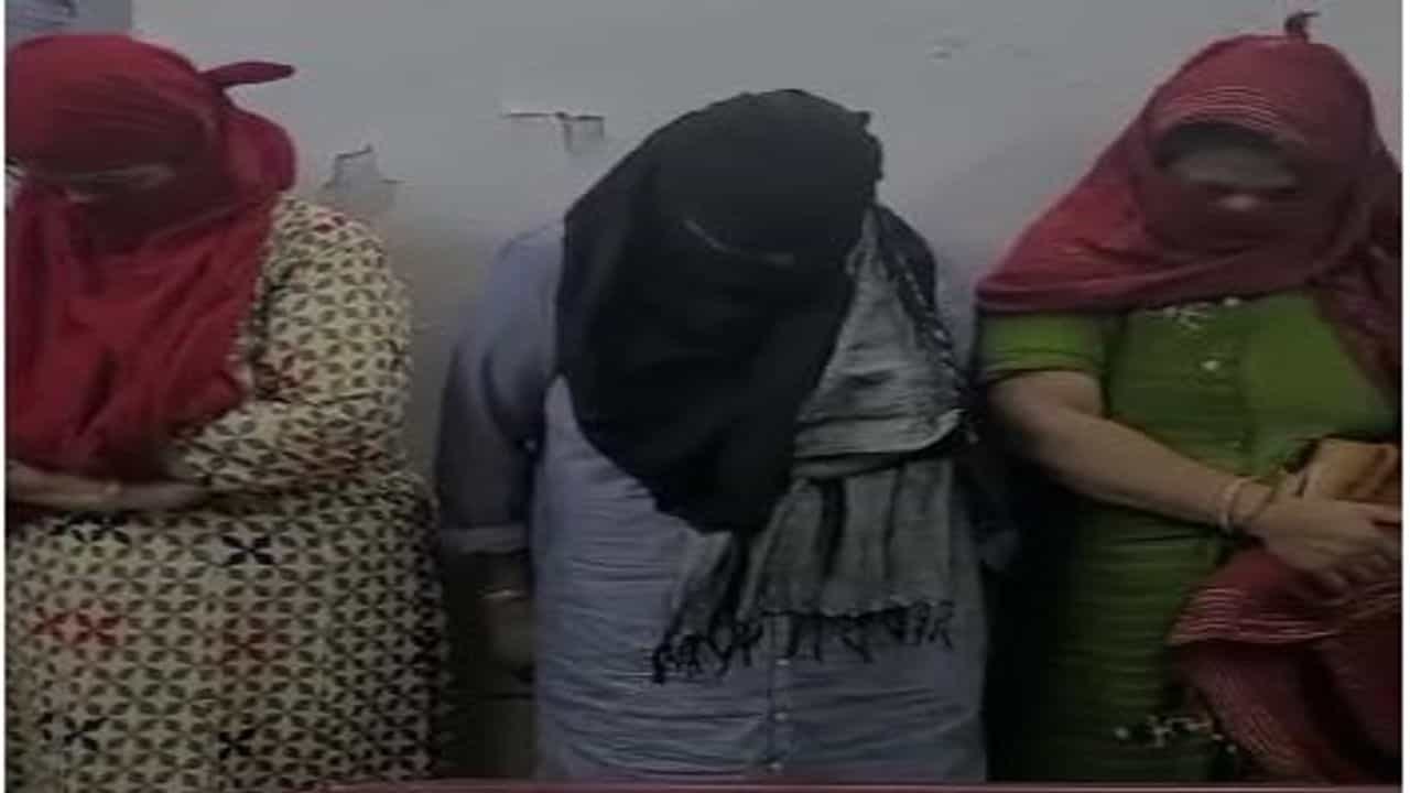 SURAT : પીસીબીની જુગારધામ પર રેડ, 5 મહિલા સહિત 7 જુગારીઓને ઝડપી પાડયા