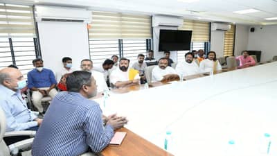 માધવપુરના મેળાની ઉજવણી મામલે રાજકોટ જિલ્લા કલેકટરની વૈષ્ણાચાર્યો સાથે બેઠક યોજાઇ