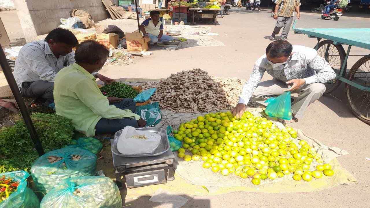 અમદાવાદ : લીંબુના ભાવમાં અસહ્ય વધારો, લીંબુ અને શાકભાજીના ભાવો સાંભળી તમે પણ ચોંકી થશો