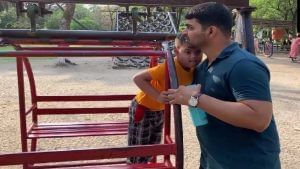 ડાઉન સિન્ડ્રોમથી પીડિત સાત વર્ષના પુત્ર સાથે આ સોફ્ટવેર એન્જિનિયર પિતા એવરેસ્ટ પર ચઢશે, પુત્ર સાથે કરી ચૂક્યા છે લેહની યાત્રા